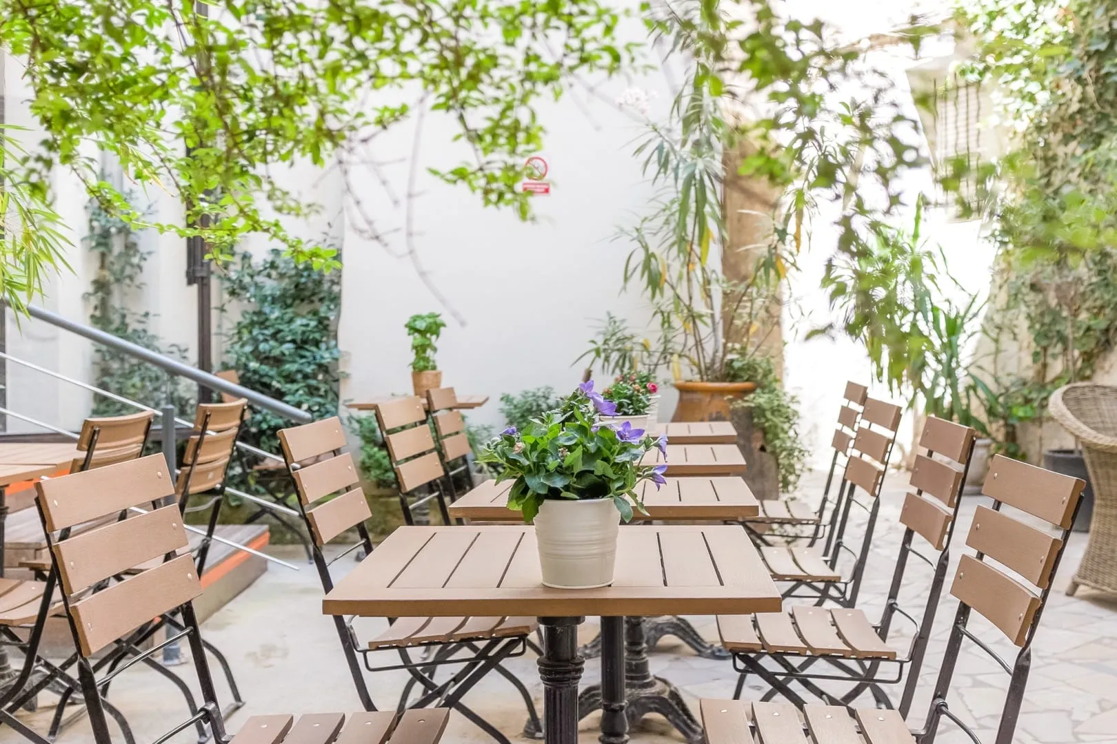 Hôtel Central — Avignon